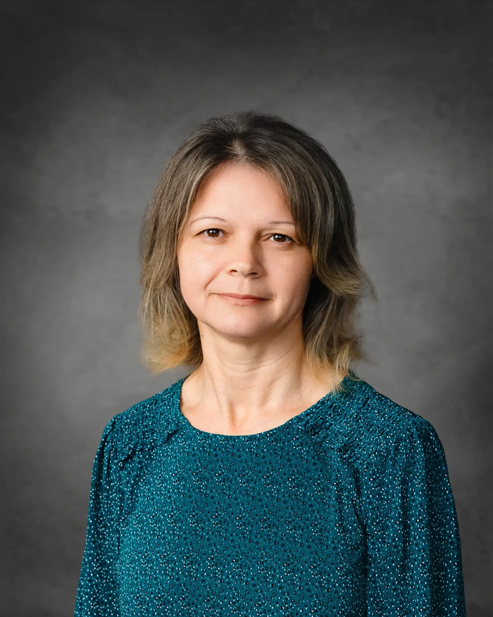 Ala-Baz-Teachers-Aide-scaled__4x5